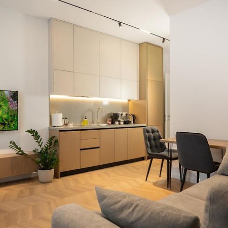 Albani'S Apartment ติรานา ภายนอก รูปภาพ